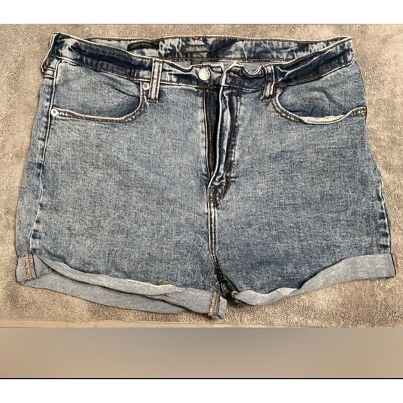 Womens Wild Fable Shorts Size 14 Highest Rise Denim Jean - Picture 1 of 8